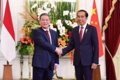 Presiden RI Jokowi Dodo dan Perdana Menteri China Li Qiang, Foto: Instagram, @jokowi