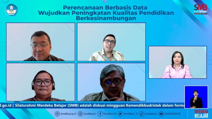 Tampak webinar Silaturahmi Merdeka Belajar (SMB) dengan tema “Perencanaan Berbasis Data Wujudkan Peningkatan Kualitas Pendidikan Berkesinambungan”, pada Kamis (14/9). Foto: Kemendikbudristek