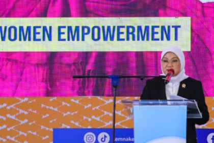 -Menteri Ketenagakerjaan Ida Fauziyah membuka Conference on Women's Leadership in Public Sector Organizations for Productivity Enhancement di Jakarta.