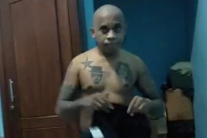 6d3ecdbc 1031 455c 8961 8194383a8d77