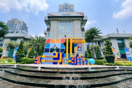 Bank Mandiri mengambil tema “Menuju Masa Depan” sebagai intisari strategi perusahaan yang terus relevan dan berkontribusi untuk masa mendantang. Foto: Bank Mandiri