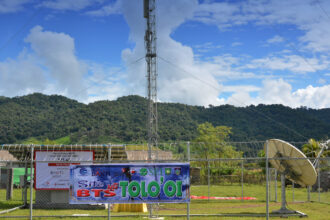 Tower Telekomunikasi atau Base Tranciever Station (BTS) 4G di Desa Tolo'oi Kecamatan Tarano Kabupaten Sumbawa, Nusa Tenggara Barat.