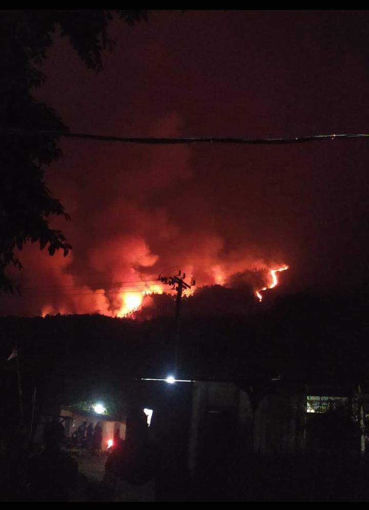 Sisi Utara Gunung Lawu saat malam hari foto: Twitter, @Jateng_Twit