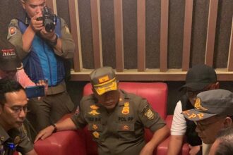 Wawan Darmawan Kepala Bidang Penegakan Perundang-Undangan Daerah Satpol PP Kabupaten Bogor menegaskan, Tempat Hiburan Malam (THM) di Hotel M-One Bogor yang berlokasi di Jalan Raya Bogor-Jakarta, Desa Cimanda, Kecamatan Sukaraja, dinyatakan lengkap mulai dari surat akta tanah, Izin Mendirikan Bangunan (IMB) sampai izin operasional..foto/istimewa