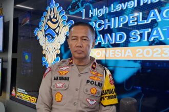 Kasatgas Walrolakir, Brigjen Pol Aan Suhanan saat memberikan keterangan terkait pengamanan pergelaran Konferensi Tingkat Tinggi (KTT) Archipelagic and Island State (AIS) Forum 2023 digelar di Bali, pada 10-11 Oktober 2023 di 91 Command Center, Bali, Senin (9/10). Foto: Divhumas Polri