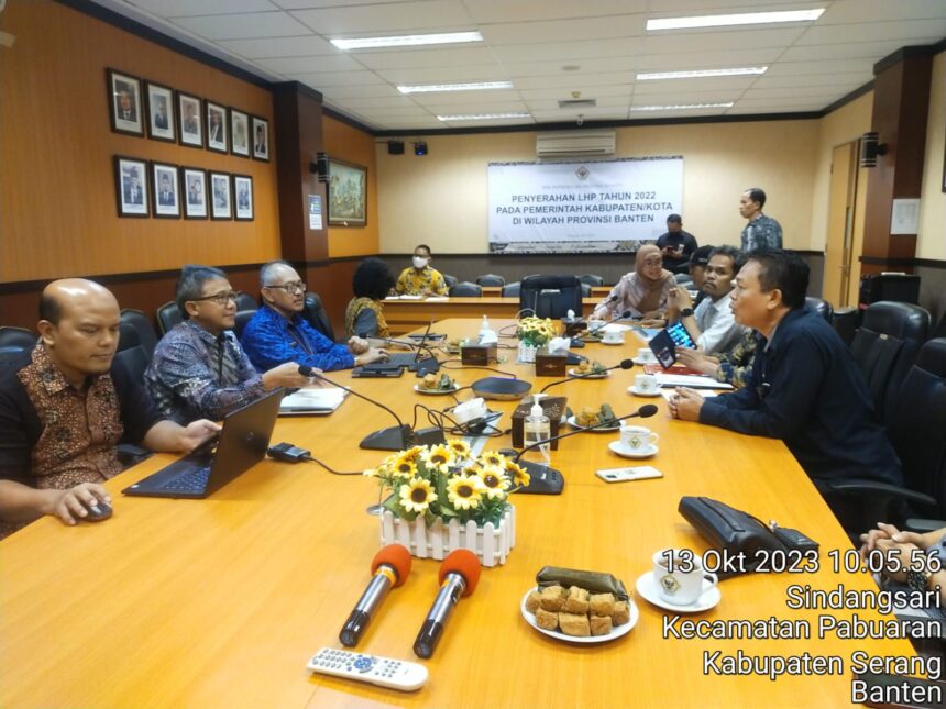Forum Pimpinan Redaksi Multimedia Indonesia (FPRMI) saat bertandang ke Kantor BPK Banten.