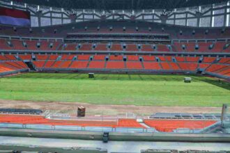 Lapangan JIS yang saat ini sedang dilakukan pengecekan untuk kesiapan gelaran piala dunia U-17.(foto dok pemprov)