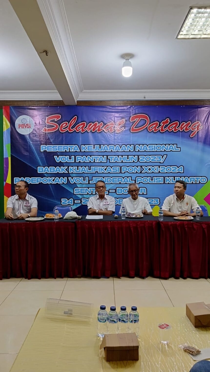 Sebanyak 79 tim bersaing dalam Kejurnas Voli Pantai Babak Kualifikasi PON XXI-2024 di Padepokan Bola Voli Jenderal Kunarto, Sentul, Bogor, 24-26 Oktober 2023. Foto/PBVSI