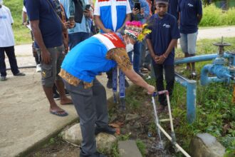 Pertamina terus berusaha untuk memenuhi kebutuhan masyarakat Indonesia, termasuk kebutuhan akses air bersih dan sanitasi sebagai bentuk komitmen Tanggung Jawab Lingkungan dan Sosial (TJSL) perusahaan.