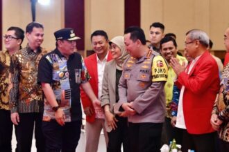 Kepala Kepolisian Republik Indonesia (Kapolri), Jenderal Polisi Listyo Sigit Prabowo, memuji kepemimpinan Bahtiar Baharuddin sebagai Penjabat Gubernur di Sulsel.