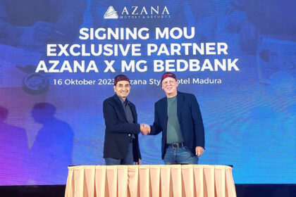 Azana Hotels & Resorts tandatangani kerja sama, jalin kemitraan ekkslusif dengan MG Holiday. (Istimewa/dok. Azana Hotels & Resorts)