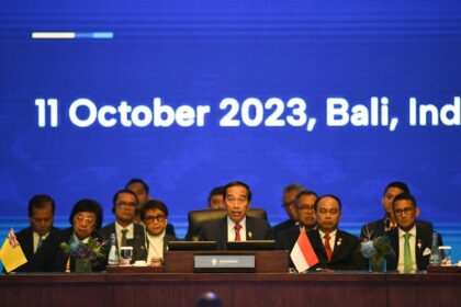 jokowi ais