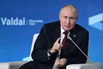 Presiden Rusia Vladimir Putin menghadiri Pertemuan Tahunan ke-20 Klub Diskusi Valdai di Sochi, Rusia, 5 Oktober 2023. Foto/Sputnik/Grigory Sysoyev/REUTERS