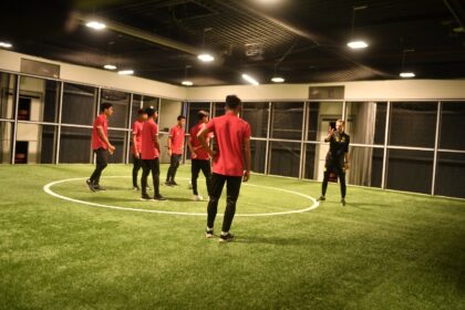 Timnas Indonesia U-17 menjajal fasilitas di Signal Iduna Park Stadium, Jerman. Foto: PSSI