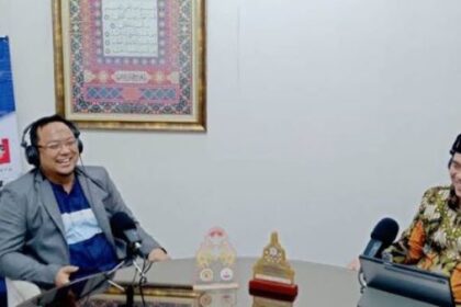 Wamenag, Saiful Dasuki Rahmat saat podcast Si IPOL. (Foto dok IPOL.id)