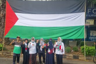 Aksi bela Palestina yang dilakukan oleh Dewan Syariah Kota Surakarta (DSKS) Jawa Tengah berlangsung dengan tertib, aman dan damai. Foto/ist