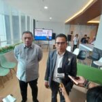 Wakil Ketua Lembaga Perlindungan Saksi dan Korban (LPSK), Edwin Partogi Pasaribu saat memberikan keterangan kepada awak media di Jakarta Timur, belum lama ini. Foto: Joesvicar Iqbal/ipol.id