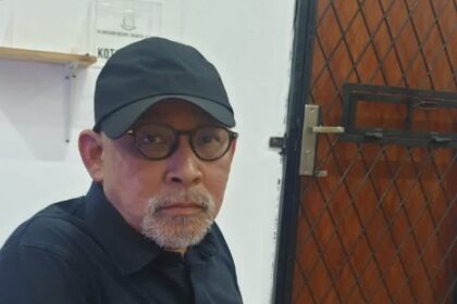 Terpidana korupsi ARW saat diamankan oleh Tim Tangkap Buronan Kejaksaan Agung dan Kejaksaan Tinggi DKI Jakarta. Foto: Puspenkum Kejaksaan Agung