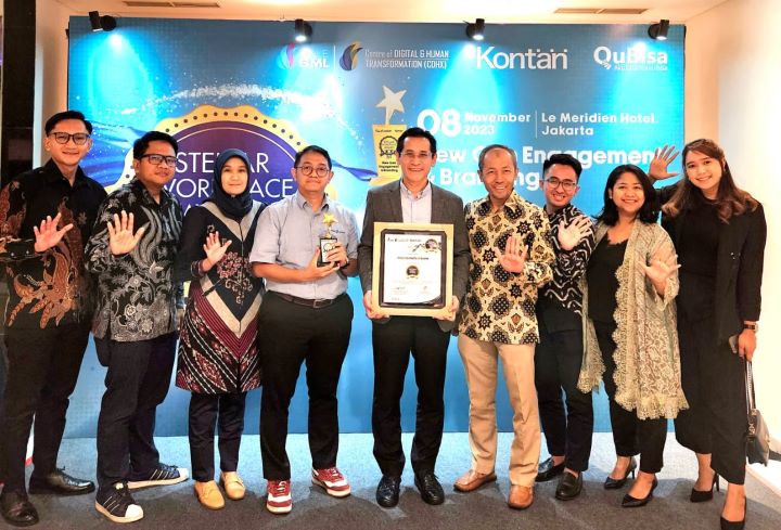 Lembaga Pembiayaan Ekspor Indonesia (Indonesia Eximbank) kembali mencatatkan prestasi dengan meraih dua penghargaan dalam Stellar Workplace Award 2023.