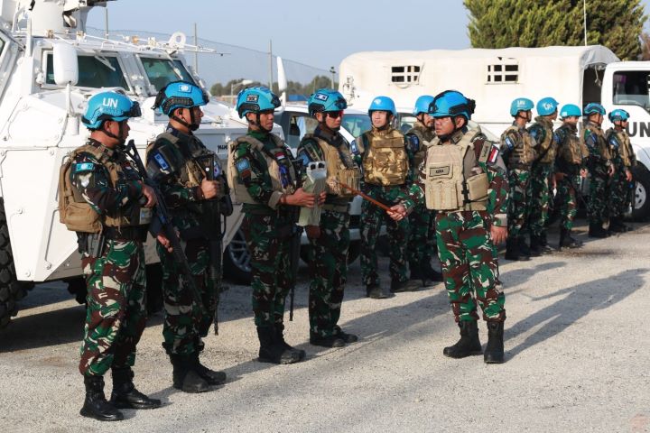 Tampak sejumlah personel Satuan Tugas (Satgas) FHQSU (Force Headquarters Support Unit) XXVI-O1 Kontingen Garuda UNIFIL. Foto: Puspen TNI