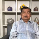 Jusuf Kalla saat memberi pandangan di acara Wisuda Sarjana dan Magister ke-39 Universitas Paramadina.