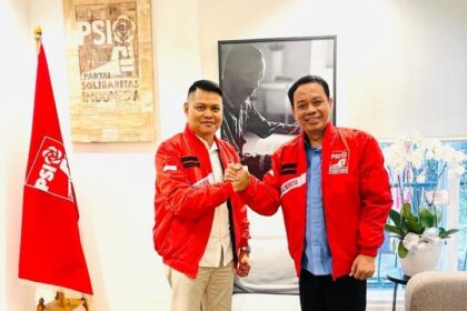 Ketua Umum Loyalis Erick Thohir (LETHO) Anshar Ilo diterima langsung Ketua Dewan Pertimbangan Nasional, Badaruddin Andi Picunang, di Kantor DPP PSI, Jl. K.H. Wahid Hasyim, Tanah Abang Jakarta Pusat, Kamis (9/11). Foto: Ist