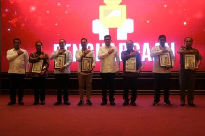 Otoritas Jasa Keuangan kembali memperoleh penghargaan atas prestasi dalam melaksanakan fungsi penegakan hukum tindak pidana sektor jasa keuangan kategori Penyidik Pegawai Negeri Sipil Kementerian/Lembaga Tahun 2023.