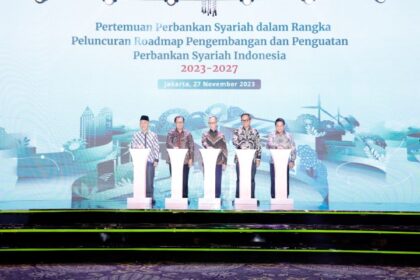Ketua Dewan Komisioner OJK Mahendra Siregar dalam sambutannya pada acara Peluncuran RP3SI di Jakarta, Senin, menyampaikan bahwa peluncuran RP3SI merupakan tonggak penting dalam kemajuan sektor keuangan syariah di tanah air.
