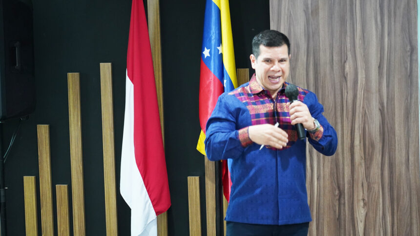 Duta Besar Venezuela untuk Indonesia Radames Gomez Azuaje.