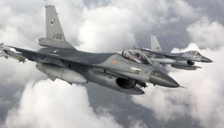Tampak pesawat F-16 milik Belanda yang akan diserahkan ke Ukraina. Foto: cukrinform