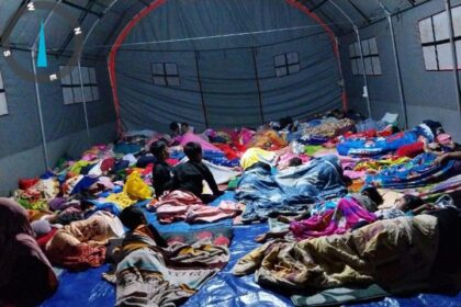 Warga Kecamatan Pamijahan, Kabupaten Bogor, Jawa Barat, memilih bermalam di pengungsian karena khawatir terjadi gempa susulan pascagempa M4,6 Sukabumi terasa. Foto: BPBD Kabupaten Bogor