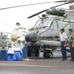 Menteri Pertahanan, Prabowo Subianto, saat menyerahkan delapan unit helikopter angkut berat H225M kepada TNI AU. Foto: Kemhan