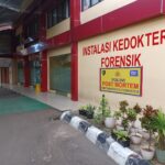 Empat jenazah balita dibawa ke Instalasi Forensik Rumah Sakit (RS) Polri Kramat Jati, Jakarta Timur.
