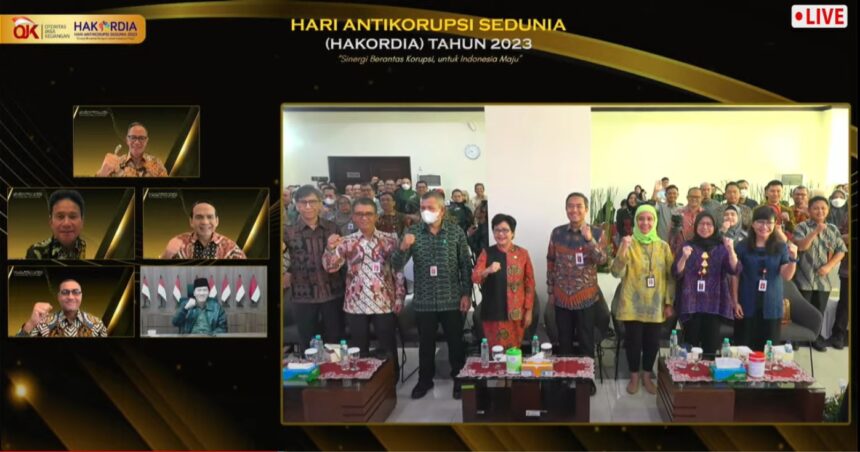 Ketua Dewan Komisioner OJK dalam acara Webinar Hari Anti Korupsi Sedunia (HAKORDIA) Tahun 2023 yang diselenggarakan OJK dengan tema “Sinergi Berantas Korupsi, untuk Indonesia Maju” di Jakarta. Foto/OJK
