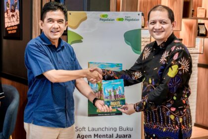 Soft launching buku "Agen Mental Juara" di The Gade Coffee & Gold PNM Tower, Jumat (22/12). Foto: Pegadaian