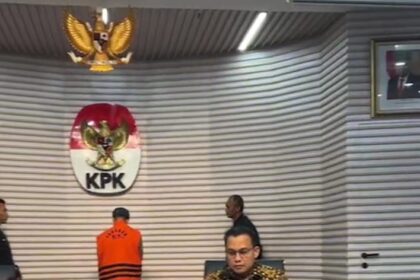 Kepala Bagian (Kabag) Pemberitaan KPK, Ali Fikri dalam jumpa pers di Gedung Merah Putih, beberapa waktu lalu. Foto: Tangkap layar YT KPK
