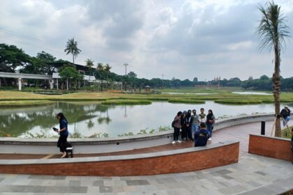 Tempat wisata Taman Mini Indonesia Indah (TMII), Kecamatan Cipayung, Jakarta Timur, pada malam pergantian Tahun 2024 bakal dijaga jajaran Satuan Polisi Pamong Praja (Satpol PP) DKI Jakarta.