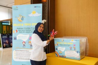 Pegawai PLN antusias ambil peran dalam _employee volunteer program_ pengumpulan boneka dan mainan untuk anak-anak penyintas bencana. Foto/IST