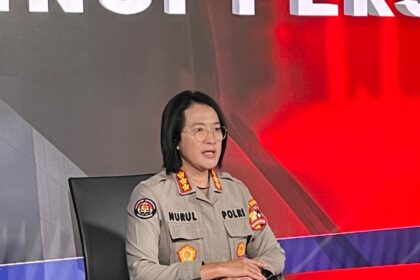 Kabag Penum Divhumas Polri Kombes Nurul Azizah saat menyampaikan hasil operasi Operasi Mantap Brata 2023-2024. Foto: Humas Polri