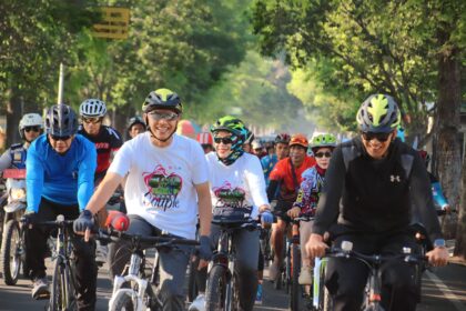 Gowes tapal kuda di Lumajang menikmati dan mengekplorasi keindahan Lumajang Jawa Timur.