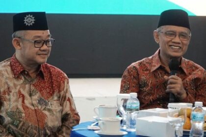 Ketua Umum Pimpinan Pusat (PP) Muhammadiyah, Haedar Nashir, berbicara jiwa kenegaraan bagi para kontestan Pemilu 2024. Foto: PP Muhammadiyah
