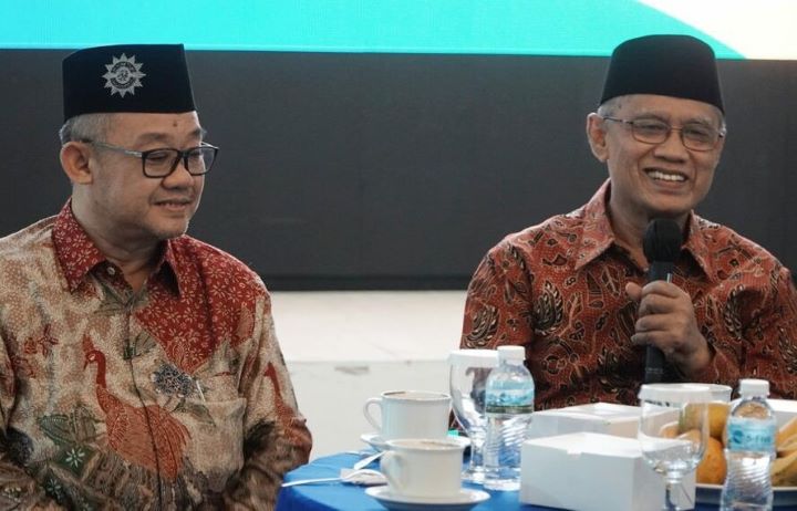 Ketua Umum Pimpinan Pusat (PP) Muhammadiyah, Haedar Nashir, berbicara jiwa kenegaraan bagi para kontestan Pemilu 2024. Foto: PP Muhammadiyah