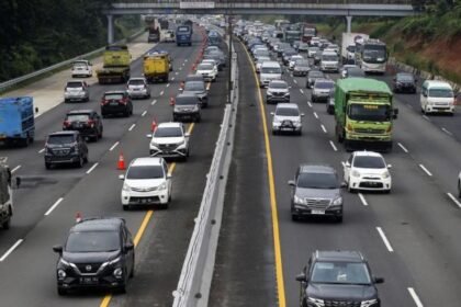 Kondisi jalan contra flow di Trans Jawa saat libut Natal dan Tahun Baru. Foto: Korlantas