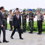 Presiden Joko Widodo (Jokowi) beserta rombongan tiba di Pangkalan TNI AU Halim Perdanakusuma, Jakarta, pada Minggu (3/12) sekitar pukul 10.15 WIB. Foto: Biro Pers Sekretariat Presiden