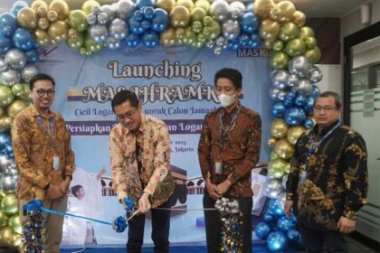 WOM Finance, meluncurkan program logam mulia MasKu berbasis syariah dengan menggunakan akad Murabahah. Khususnya untuk umat Muslim yang berinvestasi melalui cicil logam mulia asli emas Antam.