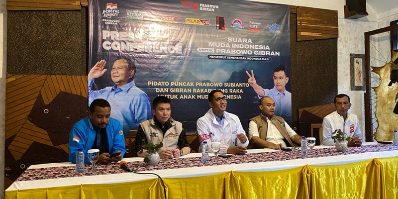 Konferensi pers relawan Suara Muda Indonesia untuk Prabowo Gibran. Foto: Ist