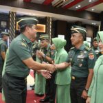 Kepala Staf Angkatan Darat (Kasad) Jenderal TNI Maruli Simanjuntak dalam laporan kenaikan pangkat 30 Perwira Tinggi (Pati) TNI AD di Markas Besar Angkatan Darat (Mabesad), Jakarta, Kamis (4/1/2024). Foto: Dispenad