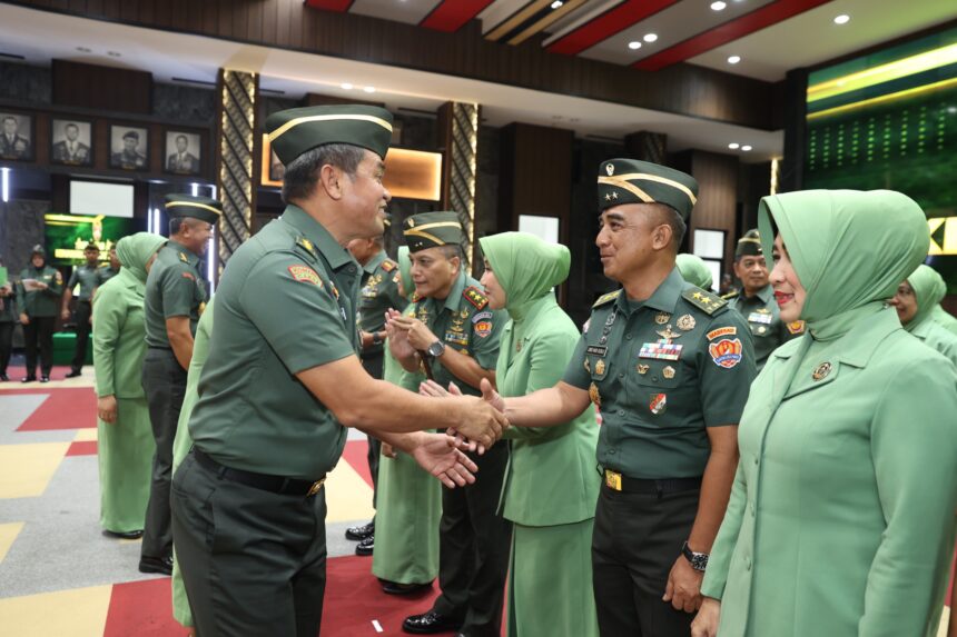 Kasad Terima Laporan Kenaikan Pangkat 30 Pati TNI AD, 19 Kolonel Naik ...