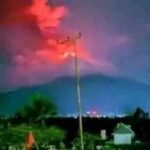 Status aktivitas vulkanik Gunung Lewotobi Laki-laki dari level III (Siaga) naik menjadi level IV (Awas). Perubahan status berlaku sejak 9 Januari 2024, pukul 23.00 WITA. Foto: Badan Penanggulangan Bencana Daerah (BPBD) Flores Timur