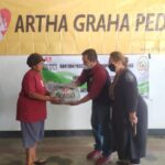 Artha Graha Peduli (AGP) bersinergi dengan Yayasan Pangeran Sumedang (YPS) membantu kepada warga terdampak gempa di Kabupaten Sumedang.